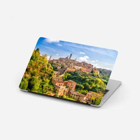 Pegatina para portátil panorama urbano de Siena bajo cielo azul – Pixers®