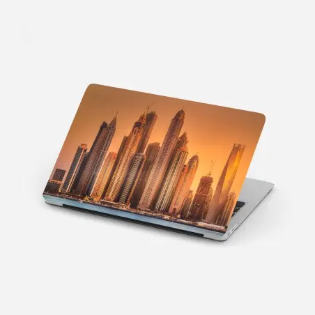 Pegatina para portátil panorama de rascacielos de Dubai al atardecer – Pixers®