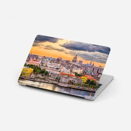 Pegatina para portátil amanecer sobre el centro de La Habana – Pixers®