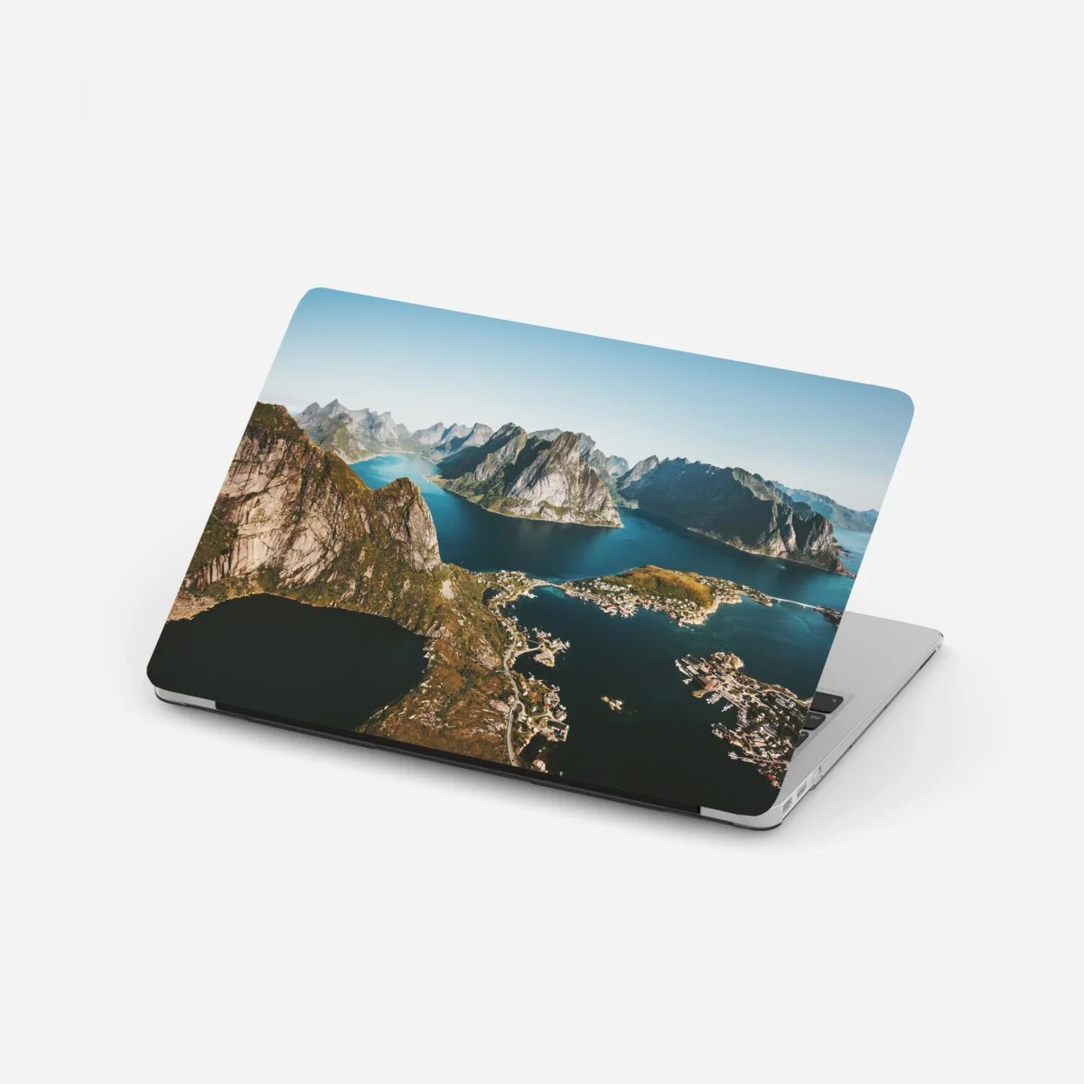 Pegatina para portátil amanecer sobre fiordos y montañas – Pixers® Pegatina para portátil amanecer sobre fiordos y montañas – Pixers®