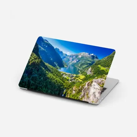 Pegatina para portátil panorámica de Geirangerfjord en Noruega – Pixers®