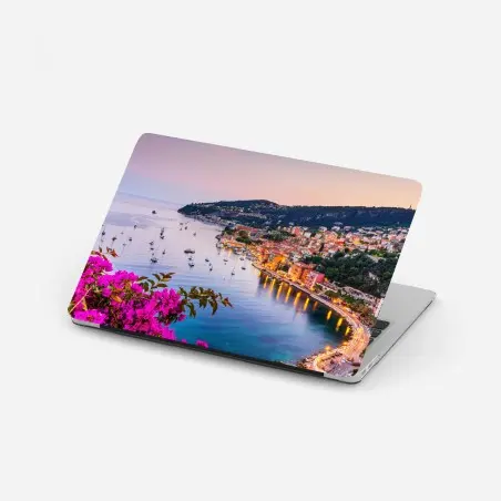 Pegatina para portátil atardecer en Villefranche-sur-Mer, costa de ensueño – Pixers®