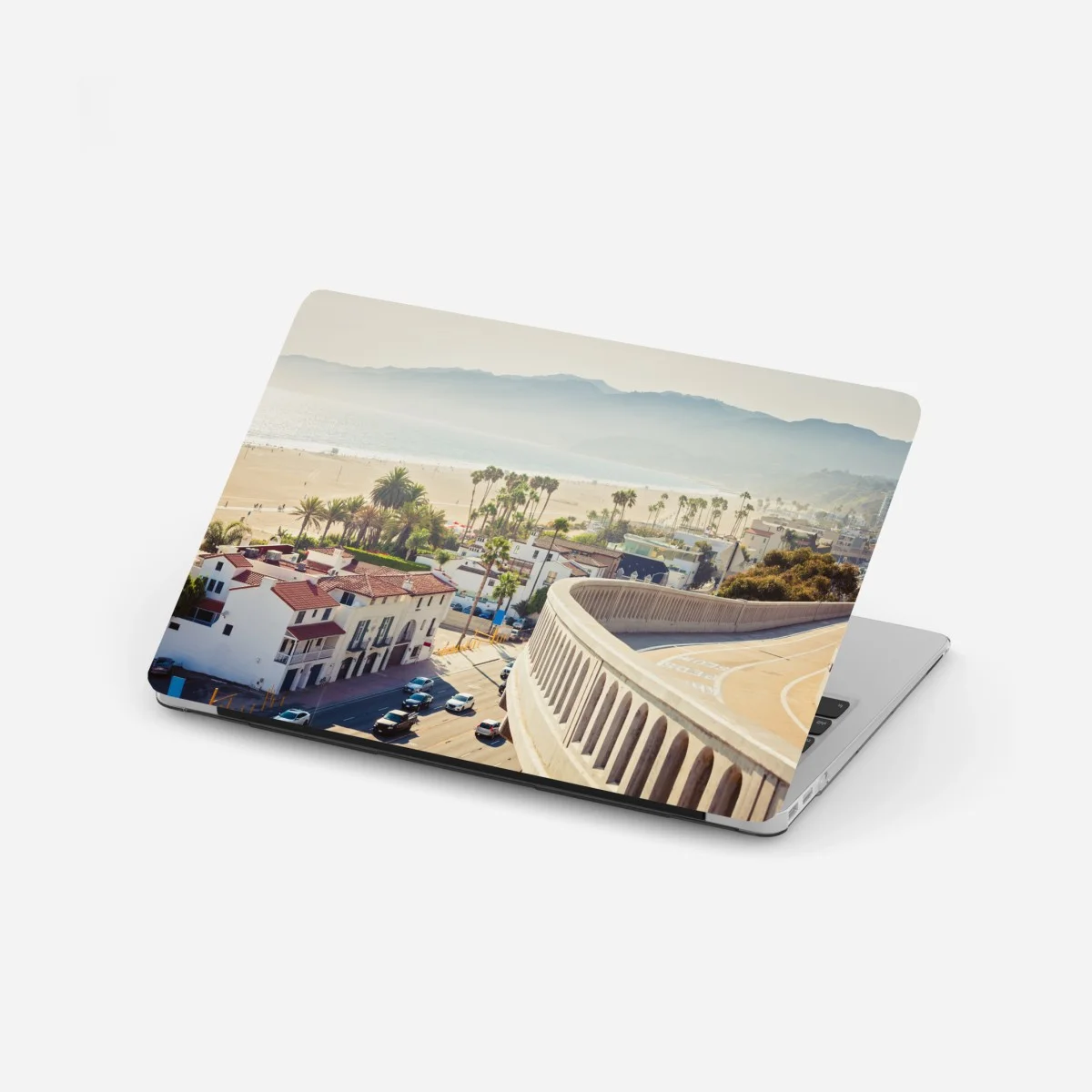 Pegatina para portátil vistas costeras de Santa Monica al océano – Pixers® Pegatina para portátil vistas costeras de Santa Monica al océano – Pixers®