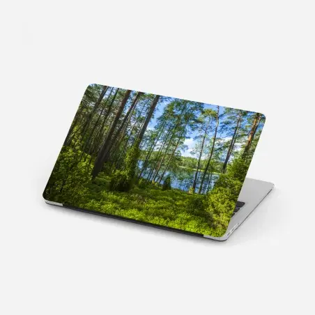 Pegatina para portátil bosque de pinos junto al lago – Pixers®