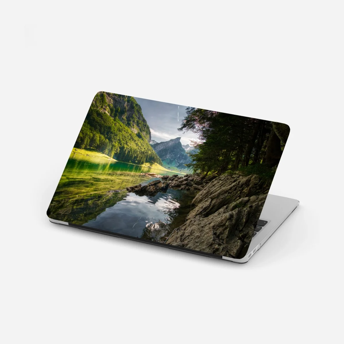 Pegatina para portátil paisaje sereno de lago y montañas – Pixers® Pegatina para portátil paisaje sereno de lago y montañas – Pixers®