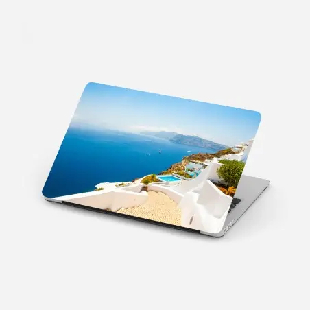 Pegatina para portátil vistas de Santorini: mar azul y arquitectura blanca – Pixers®