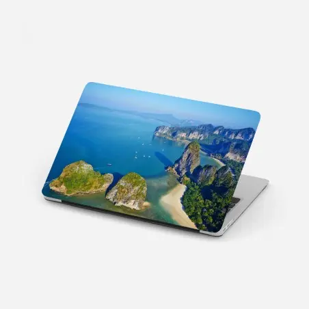 Pegatina para portátil paisaje costero tropical con acantilados y aguas turquesas – Pixers®