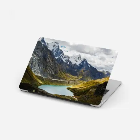 Pegatina para portátil panorama de montaña con lago turquesa – Pixers®