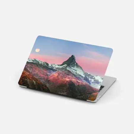 Pegatina para portátil amanecer otoñal en Zermatt junto al Matterhorn – Pixers®