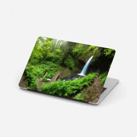 Pegatina para portátil bosque verde con cascada y sendero – Pixers®