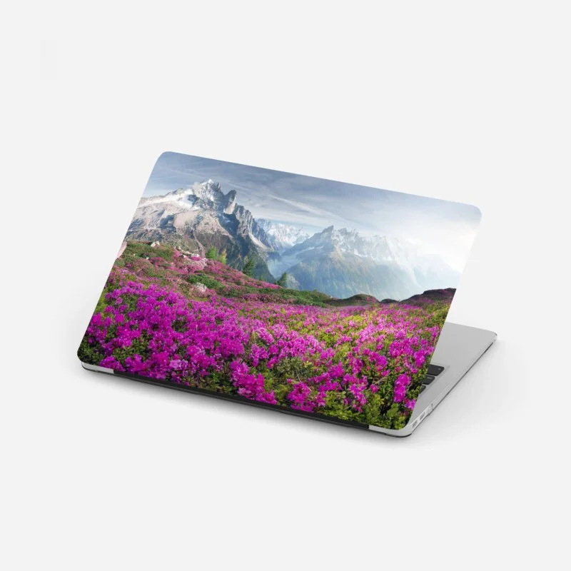 Pegatina para portátil pradera alpina en flor junto a Mont Blanc