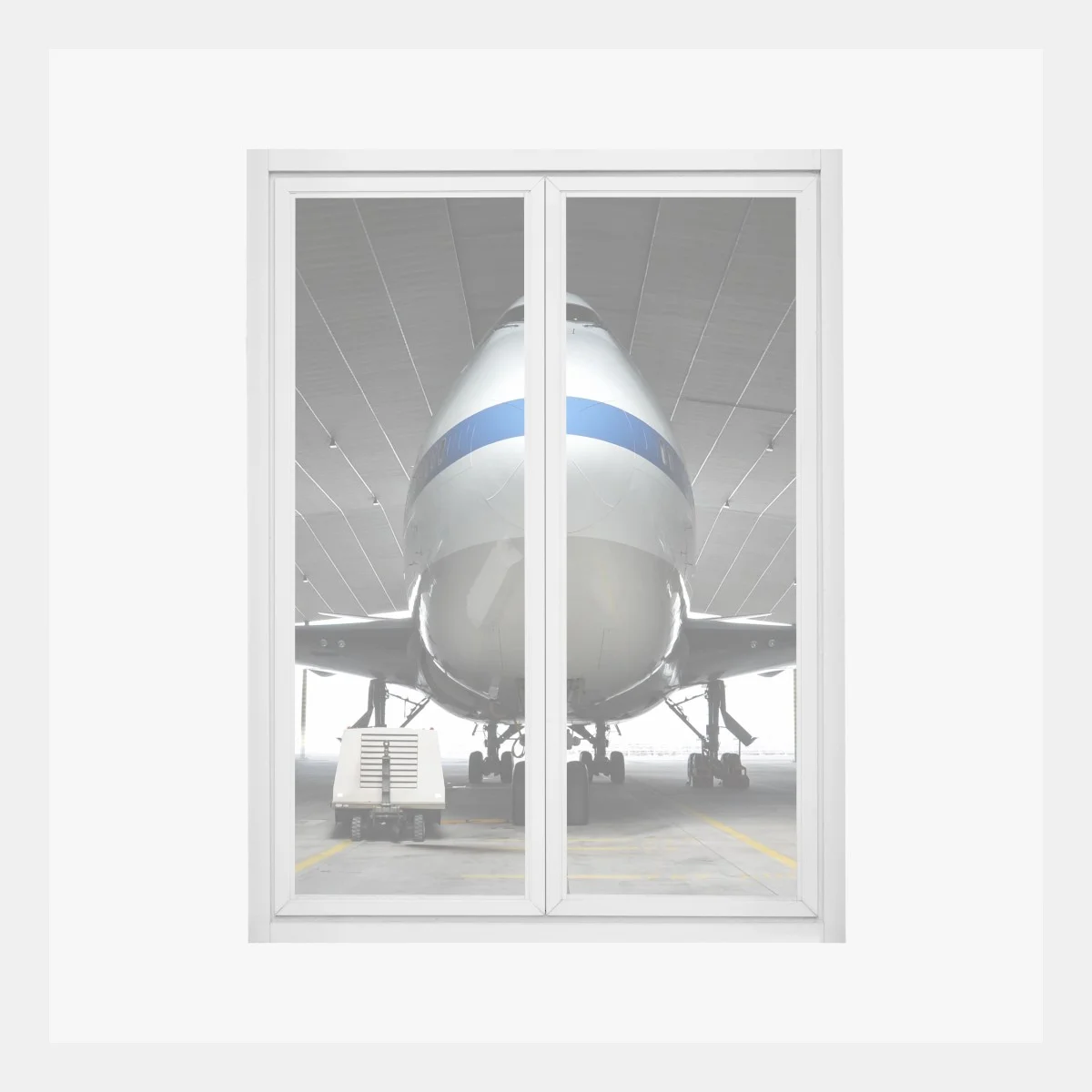 Pegatina para ventana vista frontal e imponente de avión en hangar – Pixers® Pegatina para ventana vista frontal e imponente de avión en hangar – Pixers®
