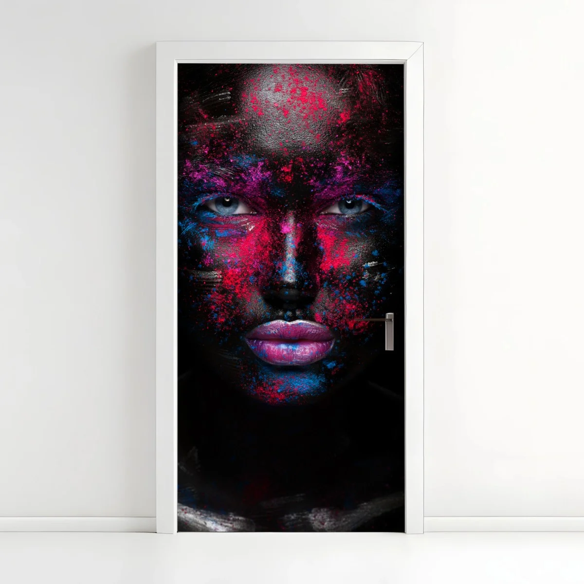 Pegatina para puerta rostro en neón sobre fondo negro – Pixers® Pegatina para puerta rostro en neón sobre fondo negro – Pixers®