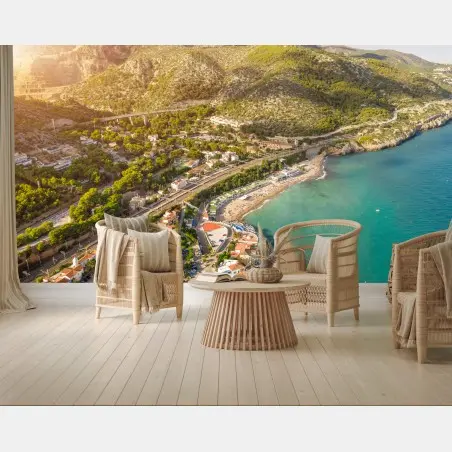 Fotomural panorámica aérea de pueblo costero y aguas turquesa – Pixers®