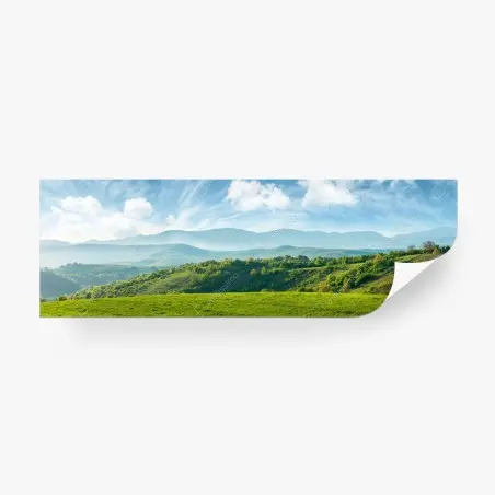 Fotomural panorama primaveral de Rumanía en tarde soleada – Pixers®