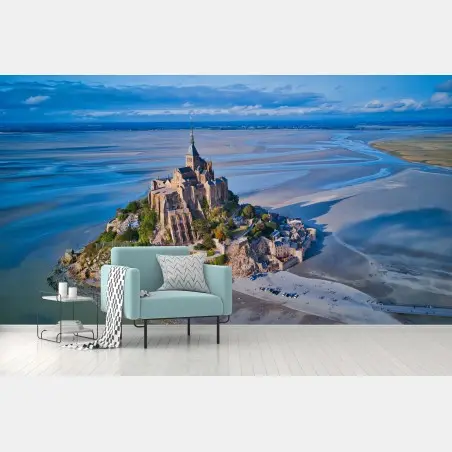 Fotomural vista aérea de Mont Saint-Michel en marea baja – Pixers®