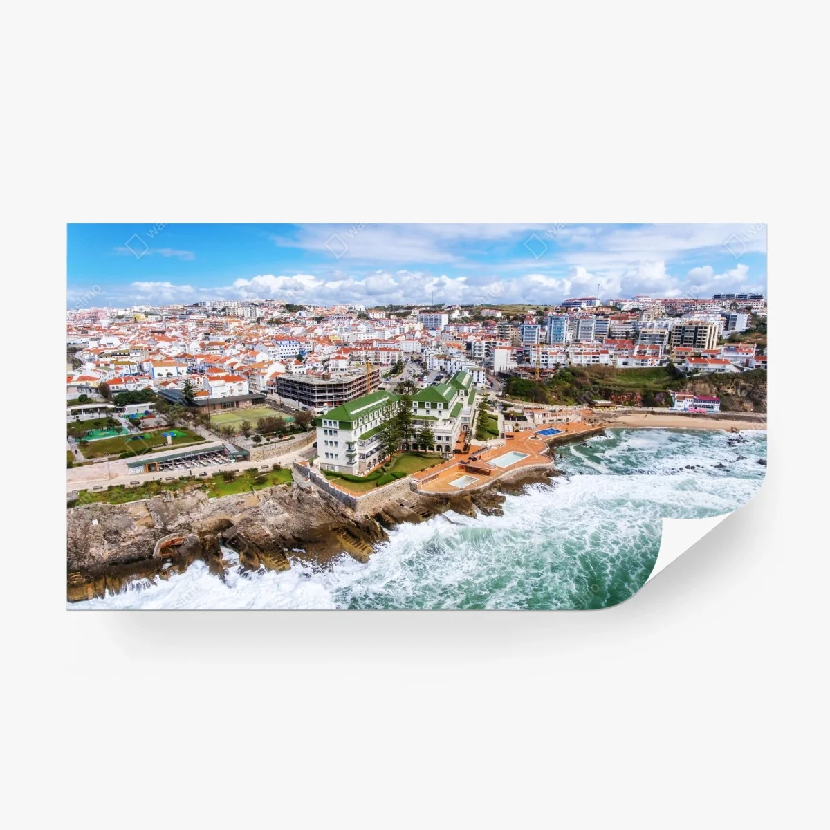 Fotomural vistas costeras de ciudad y acantilados – Pixers®