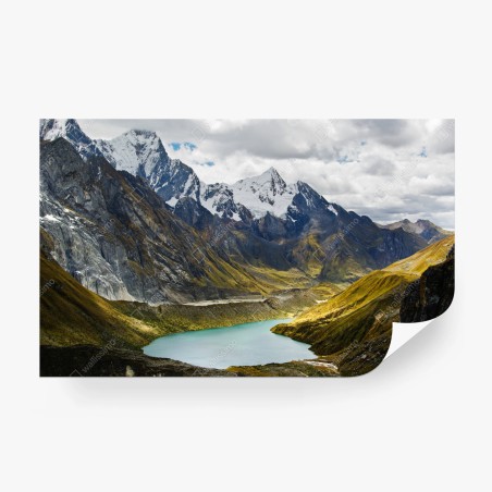 Fotomural panorama de montaña con lago turquesa – Pixers®