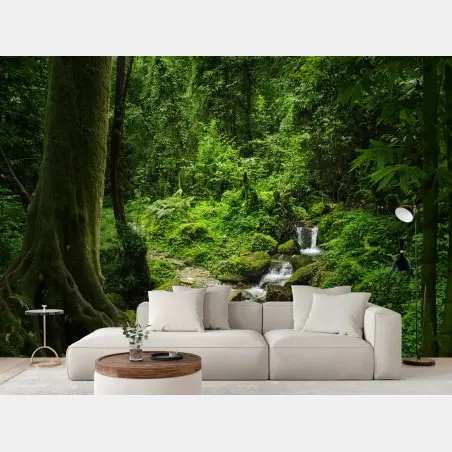 Fotomural escena de bosque esmeralda con arroyo – Pixers®