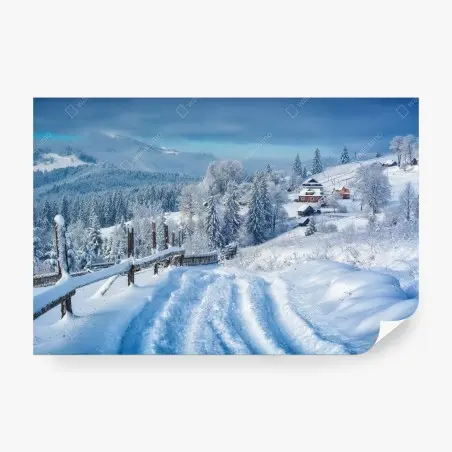 Fotomural sendero hacia el pueblo alpino nevado – Pixers®