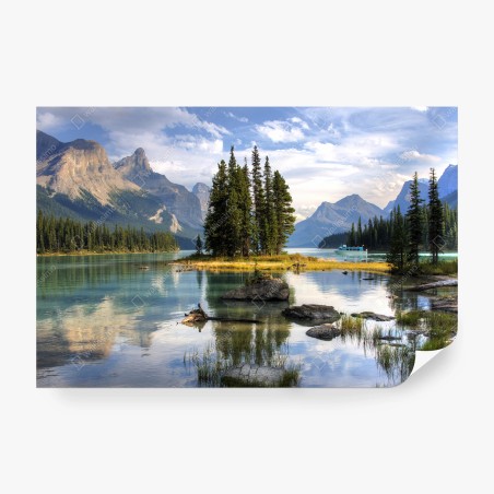 Fotomural lago montañoso con isla de pinos – Pixers®