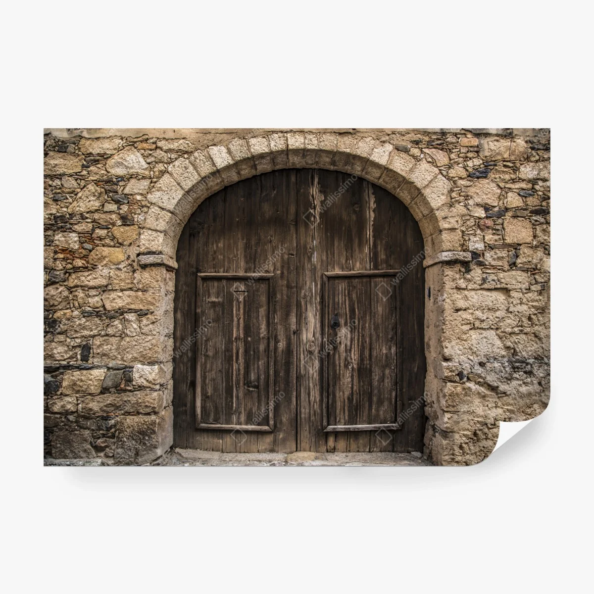 Fotomural puerta rústica de madera con arco de piedra – Pixers®