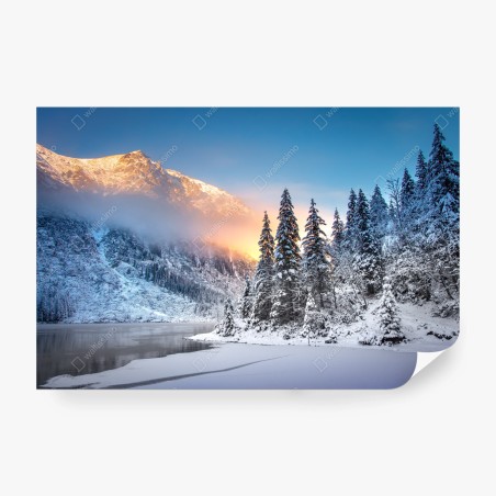 Fotomural amanecer en Morskie Oko, paisaje invernal de los Tatra – Pixers®