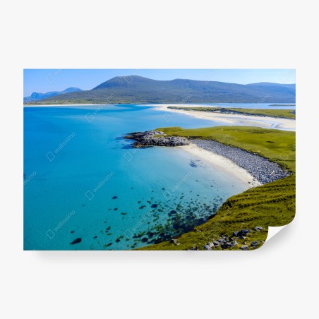 Fotomural playa de aguas turquesa y acantilados verdes – Pixers®