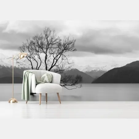 Fotomural árbol solitario en el lago – Pixers®