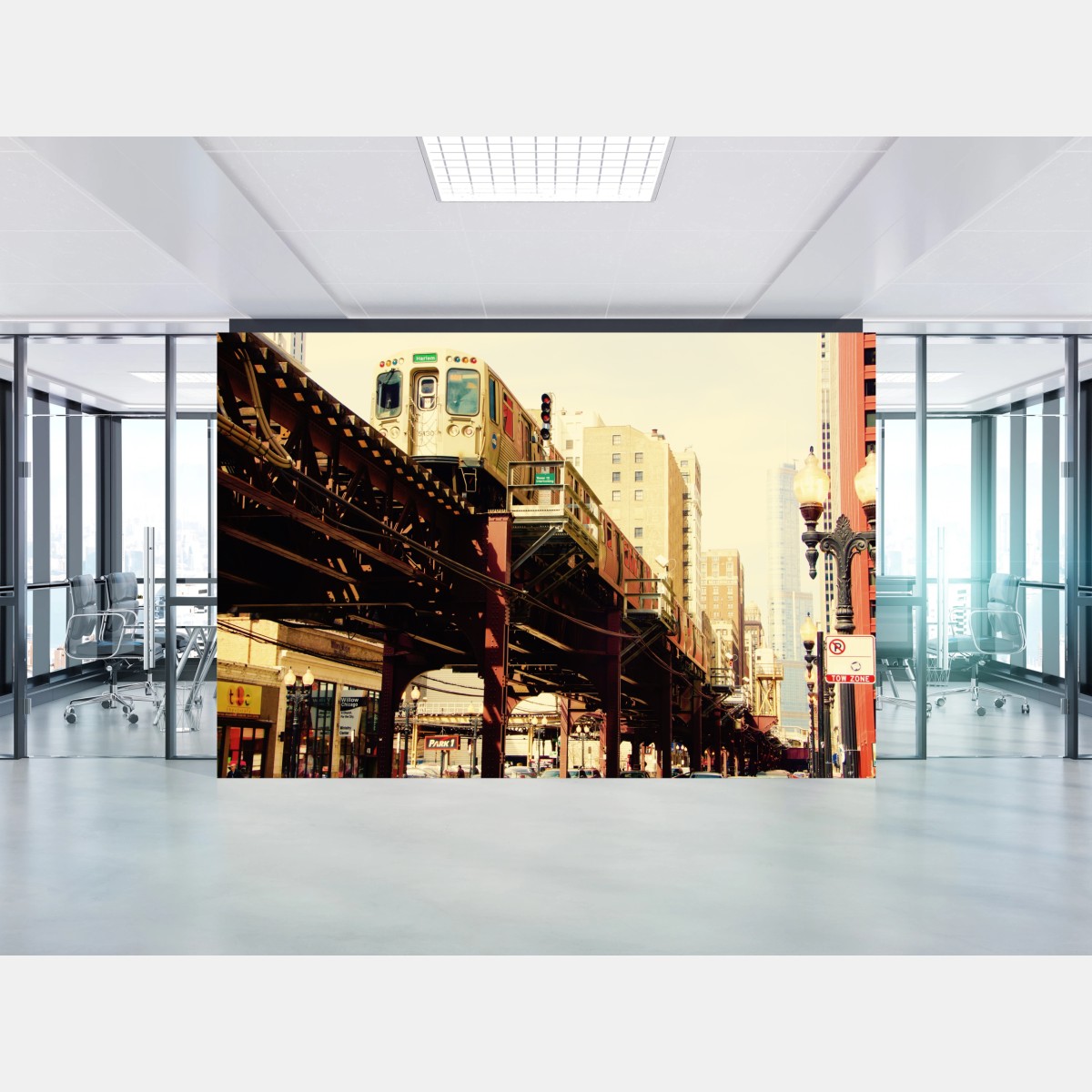 Fotomural vibrante escena urbana con tren elevado en Chicago – Pixers®