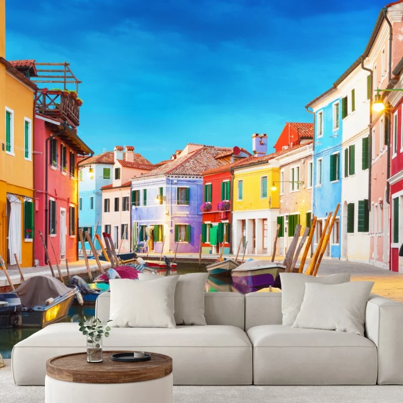 Fotomural vibrante escena de las casas de Burano en Venecia