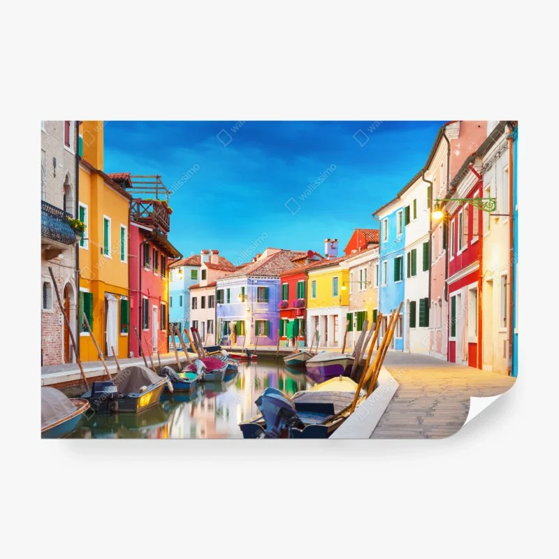 Fotomural vibrante escena de las casas de Burano en Venecia