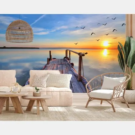 Fotomural muelle al atardecer sobre lago tranquilo – Pixers®