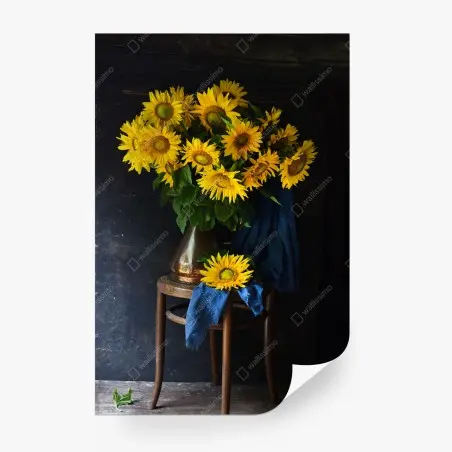 Fotomural girasoles en jarrón sobre silla rústica – Pixers®