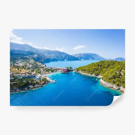 Fotomural bahía de aguas turquesa y pinos – Pixers®