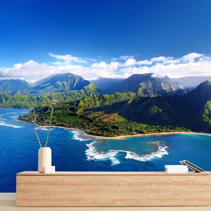 Fotomural paraíso costero: vista aérea de playa y montañas