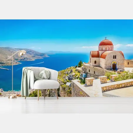 Fotomural iglesia de cúpulas rojas sobre acantilado del Mediterráneo – Pixers®