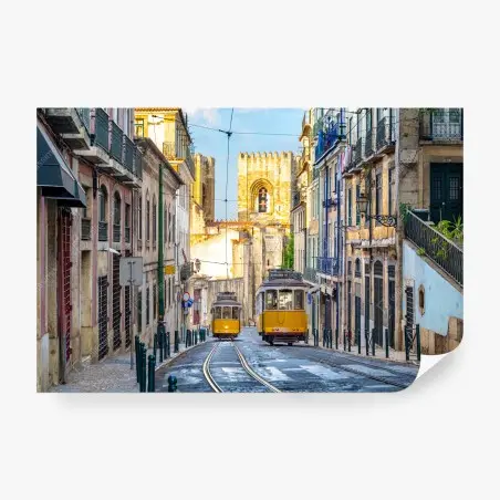 Fotomural tranvía amarillo de la línea 28 en Lisboa – Pixers®