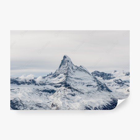 Fotomural pico alpino nevado y sereno – Pixers®