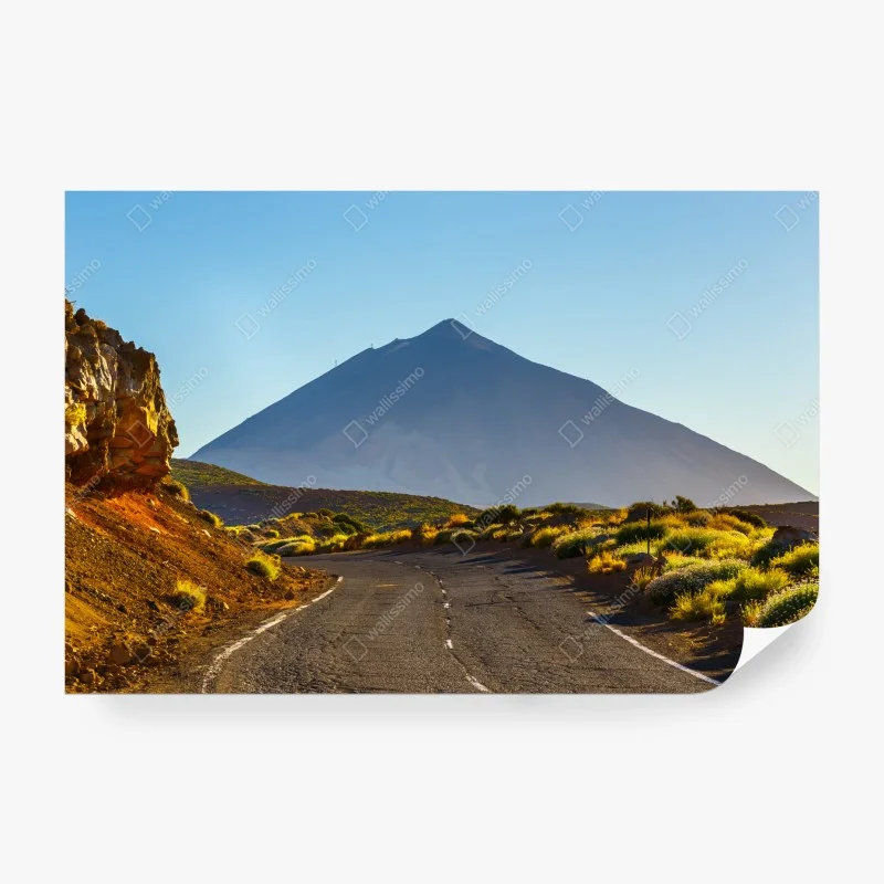 Fotomural ruta hacia la cumbre volcánica al atardecer