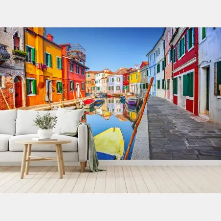 Fotomural canal colorido en Burano – Pixers®