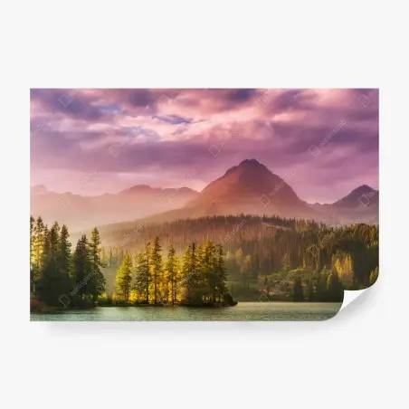 Fotomural atardecer en Štrbské Pleso: lago y montañas en tonos rosados – Pixers®