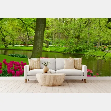 Fotomural tulipanes junto al canal en primavera – Pixers®