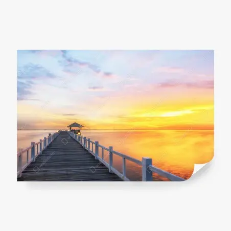 Fotomural muelle al amanecer con luz dorada – Pixers®