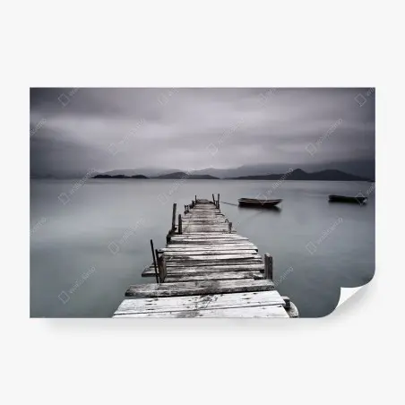Fotomural muelle hacia el horizonte brumoso – Pixers®