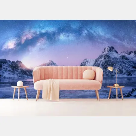 Fotomural arco de la vía láctea sobre montañas nevadas – Pixers®