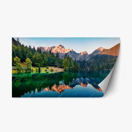 Pegatina reposicionable amanecer sereno en Lago Fusine – Pixers®