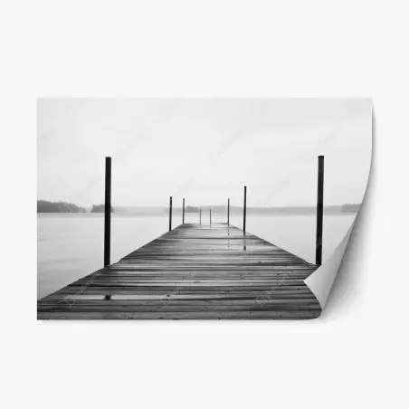 Pegatina reposicionable muelle tranquilo en lago brumoso – Pixers®