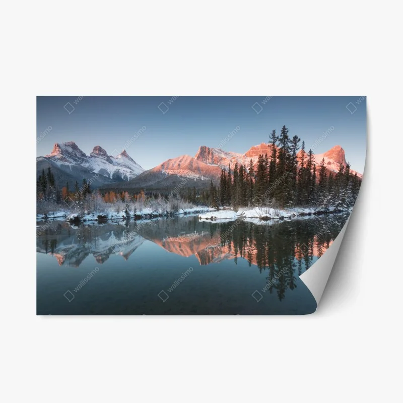 Pegatina reposicionable amanecer en montañas nevadas con reflejo en lago