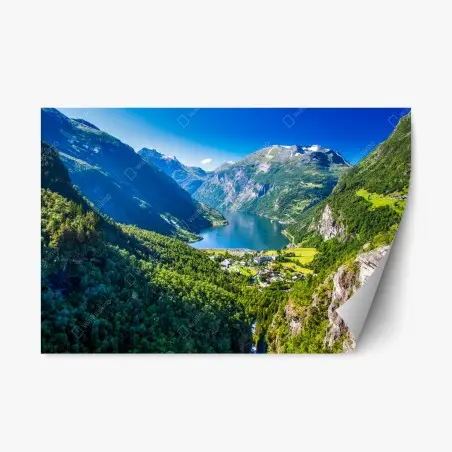 Pegatina reposicionable panorámica de Geirangerfjord en Noruega – Pixers®